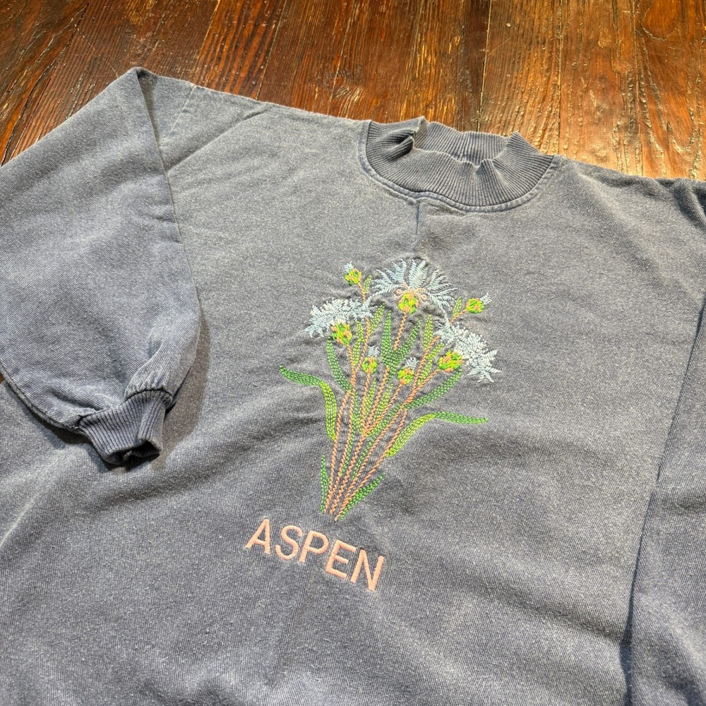 Vintage 90s Aspen Sweatshirt Mens LBlue Floral Embroidered USA Made